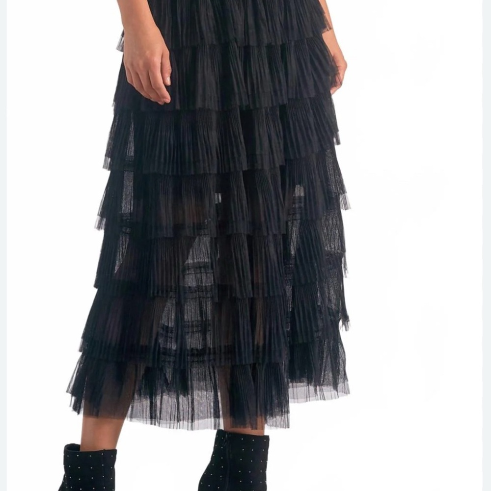 Elegant Black Tiered Skirt